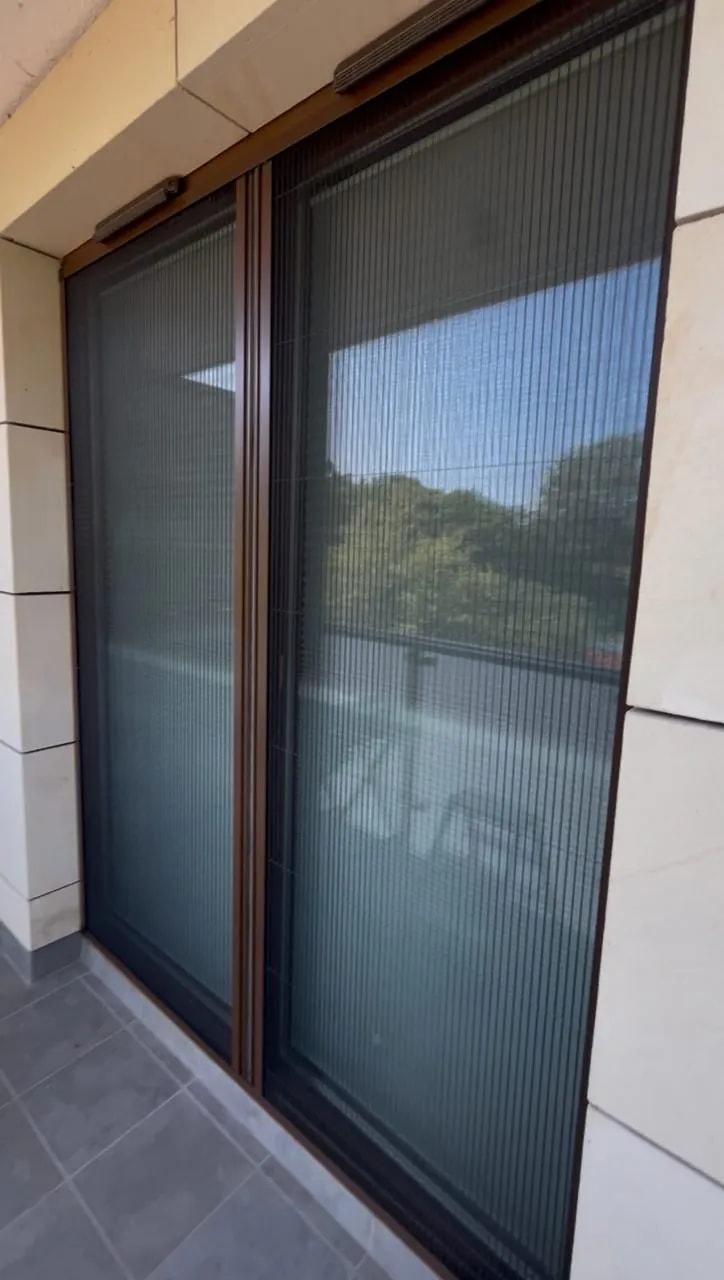 Moskitiera plisowana - tło